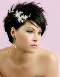 Short hair has so many bridal options. 40 Best Short Wedding Hairstyles That Make You Say Wow Short Wedding Hair Short Hair Styles Short Hair Styles Easy