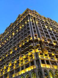 تفتخر مكتبة الإسكندرية، من خلال مركز الفنون وإدارة المعارض والمقتنيات الفنية التابعَين لها، بكونها ملاذًا لمحبي الفنون ومنارةً لنشر الثقافة في المجتمع المصري. Ø¥Ø¨Ø±Ø§Ù‡ÙŠÙ… Ø¨Ù‡Ø²Ø§Ø¯ Twitterren Ù…Ø¨Ù†Ù‰ Ù‚ØµØ± Ø§Ù„Ø³Ù„Ø§Ù… ÙÙŠ Ù…Ù†Ø·Ù‚Ø© Ø³Ù…ÙˆØ­Ø© Ø§Ù„Ø§Ø³ÙƒÙ†Ø¯Ø±ÙŠØ© Ù…Ù† ØªØµÙˆÙŠØ±ÙŠ