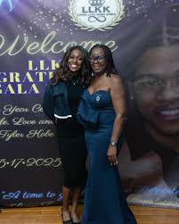 05/07 , A king was Born ! LONG LIVE KING KOBE ! WE LOVE YOU 4EVER 💙