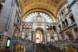 Területe 204,51 km², a népsűrűség 2593 fő/km². 21 Best Things To Do In Antwerp Insider Tips Map