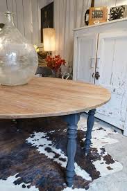 Table Ronde Brocantedelabruyere Com Salle A Manger Table Ronde Deco Salle A Manger Deco