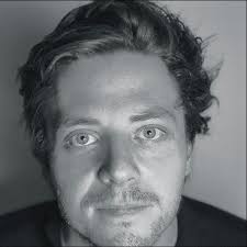 Les bons beats vont déferler! Igloofest est *enfin* de retour du 19 janvier  au 11 février 2023. ⛷ Ce 15e anniversaire, ça fait longtemps qu'on  l'attend, et le festival de musique le