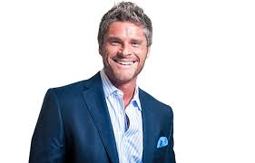 Research 6 backdrops in the tenno lab at the new chromatic research console. Step By Step How To Do A Head Shot On A White Background