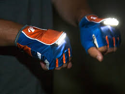 Rechargeable Lighted Gloves By Runlites The Grommet The Grommet Wholesale Platform