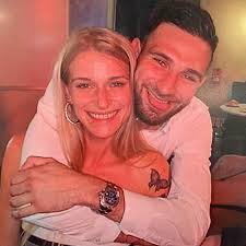 Hello, does anyone have an email address for occupational therapy  Islington? I've looked all over the website and Internet and no address,  just a telephone number. I have sent a text message