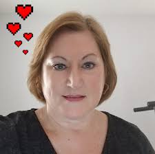 How do we feel about Herringbone floors? Love it or hate it?