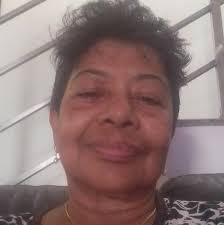 It really matters during floods #corgi #husky #9gag