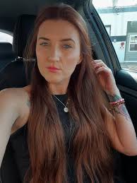 Catie Farrell's Instagram, Twitter & Facebook