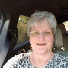 ☃️🎄🎁 GIVEAWAY December 2019! Antique Pink, Custom Painted Singer  Featherweight 222 And Singer Sewhandy 20! ENTER HERE:  https://singer-featherweight.com/blogs/blog/giveaway-december-2019-pink-custom-painted-singer-featherweight-and-singer-20  A duo ...