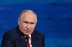 Putin diz não ver motivo para reunião com Zelenski após carta de ucraniano
