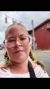 Heather Rosado's Instagram, Twitter & Facebook