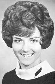 Pin By Manuel Sverdlov On My Favourite Short Haircuts 1960 Hairstyles Really Short Hair Bouffant Hair