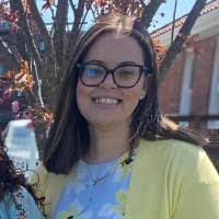 Lisa Russo's Instagram, Twitter & Facebook