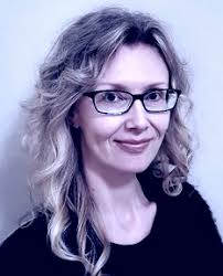 Amanda Halligan's Instagram, Twitter & Facebook