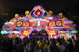 Nació a raíz de las antiguas celebraciones para marcar el final de para los chinos de todo el mundo, el año nuevo lunar es la principal celebración del año, una ocasión para reuniones felices. Celebracion Del Ano Nuevo Lunar En China Agencia Anadolu