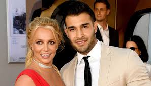 Matches featuring my friends @backstreetboys is out now !!!! Britney Spears Sam Asghari Relaxing In Hawaii After Conservatorship Hearing