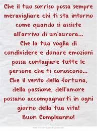 Che Il Tuo Sorriso Possa Sempre Meravigliare Chi Ti Sta Intorno Come Quando Si Assiste Frasi Buon Compleanno Buon Compleanno Figlia Messaggi Di Buon Compleanno