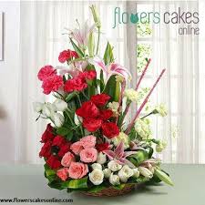 One Life Is Perhaps Not Enough To Let Someone Know How Much They Mean To You But You Cannot Stop Trying In Letting Them Know Arreglos Florales Flores Floral