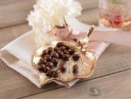 Yaprak Motifli Sikliginizi Temsil Edecek Objeler Madame Coco Da Www Madamecoco Com Duzenleyiciler Yaprak Urunler