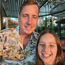 Hi everyone Been playing darts 20+ years now and for around 2-3 years as I  throw my first dart I have been getting a small painful click in the elbow.  Tbf the