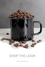 Entdecke Die Schwarze Emaille Tasse Von Anaan Im Satamo Online Shop Emaille Becher Deko Emaille Tasse Deko Kaffe Emaille Tasse Lebensmittel Essen Emaille