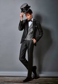 From his killers and make the funeral arrangements. Venta Eduardo Bosch Trajes En Stock