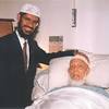 Zakir naik juga dilarang setelah tarek fatah, pendiri kongres muslim kanada, memperingatkan anggota parlemen akan berbahayanya perspektif islam dalam kajian dr. 1