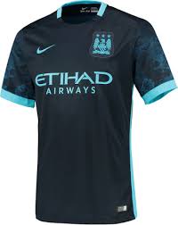 Man city trikot 20/21 : Manchester City 15 16 Trikots Enthullt Nur Fussball