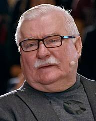 Lech wałęsa is a devout roman catholic, and has said that his faith always helped him during he was a member of the illegal strike committee in gdańsk shipyard in 1970 (polish 1970 protests). Lech Walesa Wikipedia Wolna Encyklopedia