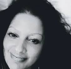 Ingrid Ryder's Instagram, Twitter & Facebook