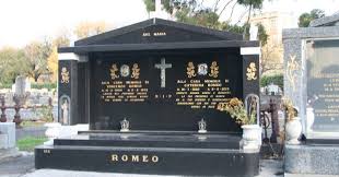 Doa kristen menghancurkan roh jahat; Model Batu Nisan Kuburan Kristen Yang Terbuat Dari Marmer Jogja Marmer Jogja Granit Marmer Yogyakarta Lantai Granit Ubin Marmer Motif Marmer Pada Pilar