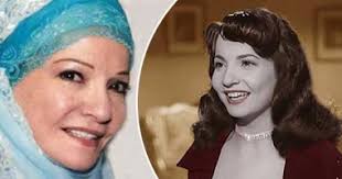 تحل اليوم الذكرى الـ 90 لميلاد معبودة الجماهير الفنانة الجميل الراحلة شادية صاحبة الصوت الذي ترك بصمة في قلوب جمهورها و. Ø¹Ø§Ù… Ø¹Ù„Ù‰ Ø±Ø­ÙŠÙ„ Ù…Ø¹Ø¨ÙˆØ¯Ø© Ø§Ù„Ø¬Ù…Ø§Ù‡ÙŠØ± ÙˆØµÙˆØª Ù…ØµØ± Ø§Ù„Ø¯Ø§ÙØ¦ Ù„Ù…Ø­Ø§Øª Ù…Ù† Ù…Ø´ÙˆØ§Ø± Ø§Ù„ÙÙ†Ø§Ù†Ø© Ø´Ø§Ø¯ÙŠØ© 40 Ø¹Ø§Ù…Ø§ Ù…Ù† Ø§Ù„ØªØ£Ù„Ù‚ Ø§Ù„ÙÙ†Ù‰ ÙˆØ§Ø¨Ù†Ø© Ø´Ù‚ÙŠÙ‚Ù‡Ø§ Ø¹Ù† Ø­ÙŠØ§ØªÙ‡Ø§ Ø§Ù„Ø®Ø§ØµØ© ÙƒØ§Ù†Øª Ø£Ù… Ø§ Ø­Ù†ÙˆÙ†Ø§ Ù„Ù„Ø¬Ù…ÙŠØ¹ ÙˆÙˆÙØ§Ø© ÙˆØ§Ù„Ø¯Ù‰ Ø³Ø¨Ø¨Øª Ù„Ù‡Ø§ ØµØ¯Ù…Ø©