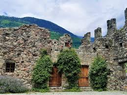 Portale di promozione della valtellina. Castel Grumello Sondrio Raro Castello Gemini Con Balconata Sulla Valtellina