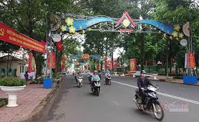 Trong thời gian còn lại của việc giãn cách xã hội, chủ tịch ubnd tp yêu cầu các đơn vị chức năng phải đặt mục tiêu tách nhanh nhất f0 ra khỏi cộng đồng, rút ngắn thời gian đưa f0 đi cách ly, chữa trị; Vysmpmthg1alim
