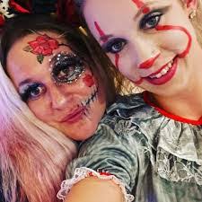 Stephanie Beaver's Instagram, Twitter & Facebook