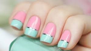 Have you ever tried out those pastel nail designs? Give Your Nails A Twist With This Pastel Tri Colored Nail Art