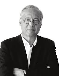 MAKING HISTORY DESIGN TROTTER IN THE AIR