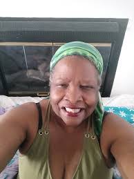 Kris Douglas's Instagram, Twitter & Facebook