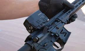 The device is highly durable, tough, will withstand any situation and most high caliber rifle recoil, has 15 brightness settings and clear lenses. New Vortex Razor Amg Uh 1 Red Dot