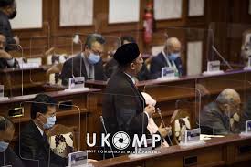 Zakat fitrah merupakan kewajipan yang perlu ditunaikan oleh setiap individu muslim jika mempunyai kemampuan. Sidang Dewan Negeri Pahang Kerajaan Pahang Agih Rm146 8 Juta Zakat Kepada Golongan Sasaran Pahang Media