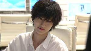 Death Note 2015 Review Red Watches Tv L quickly learns that the serial killer, dubbed by the public as kira (derived from the japanese pronunciation of the english word killer. death note 2015 review red watches tv