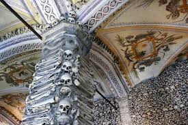 Peeling Back Layers Of History In Evora The Seattle Times 14 02 2019 The Proud Little Town Of Evora Set Amid The Cor Evora Day Trips From Lisbon Portugal