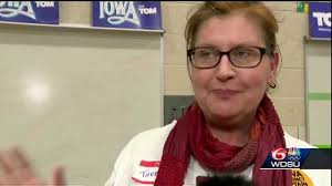 0207 Brie Caucus Night Late PKG