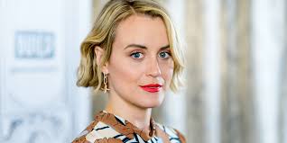 Taylor Schilling, ruoli che l'hanno resa famosa I Cosmopolitan