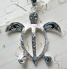 Animal Imagery In The Pearl Best Of Turtle Jewelry Meaning Style Guru Fashion Glitz Hawaiian Jewelry Turtle Jewelry Jewelry