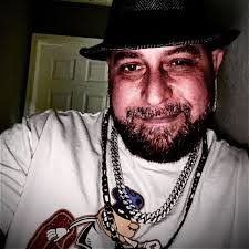 Daniel Carlile's Instagram, Twitter & Facebook