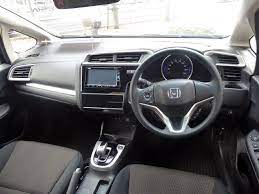 The honda fit hybrid and the toyota prius hybrid are two of the preeminent hybrids on the market today. File Honda Fit Hybrid F Comfort Edition Daa Gp5 Interior Jpg Wikimedia Commons