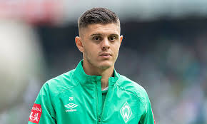 Milot rashica is a kosovan professional footballer who plays as an attacking midfielder or winger for bundesliga club werder bremen and the kosovo national team. Rashica Muss Pausieren Sv Werder Bremen