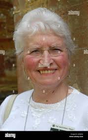 Miss. Ruth Ryder; room interpreter, Tyntesfield. The National Trust.  Wraxall, North Somerset. UK . Foto: © Rosmi Duaso/fototextbcn Stock Photo