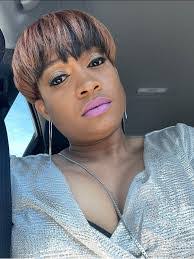 Stephanie Hockaday's Instagram, Twitter & Facebook